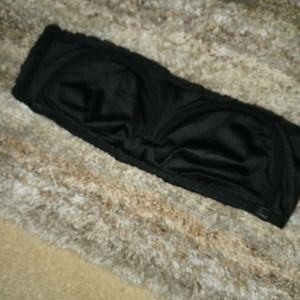 Strapless black bra